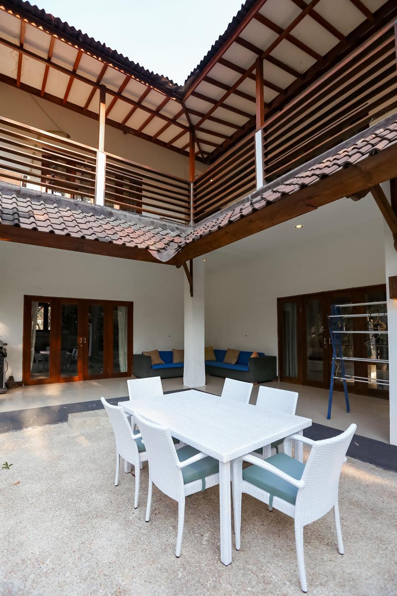 3 Bedroom Private House Гили Траванган Экстерьер фото